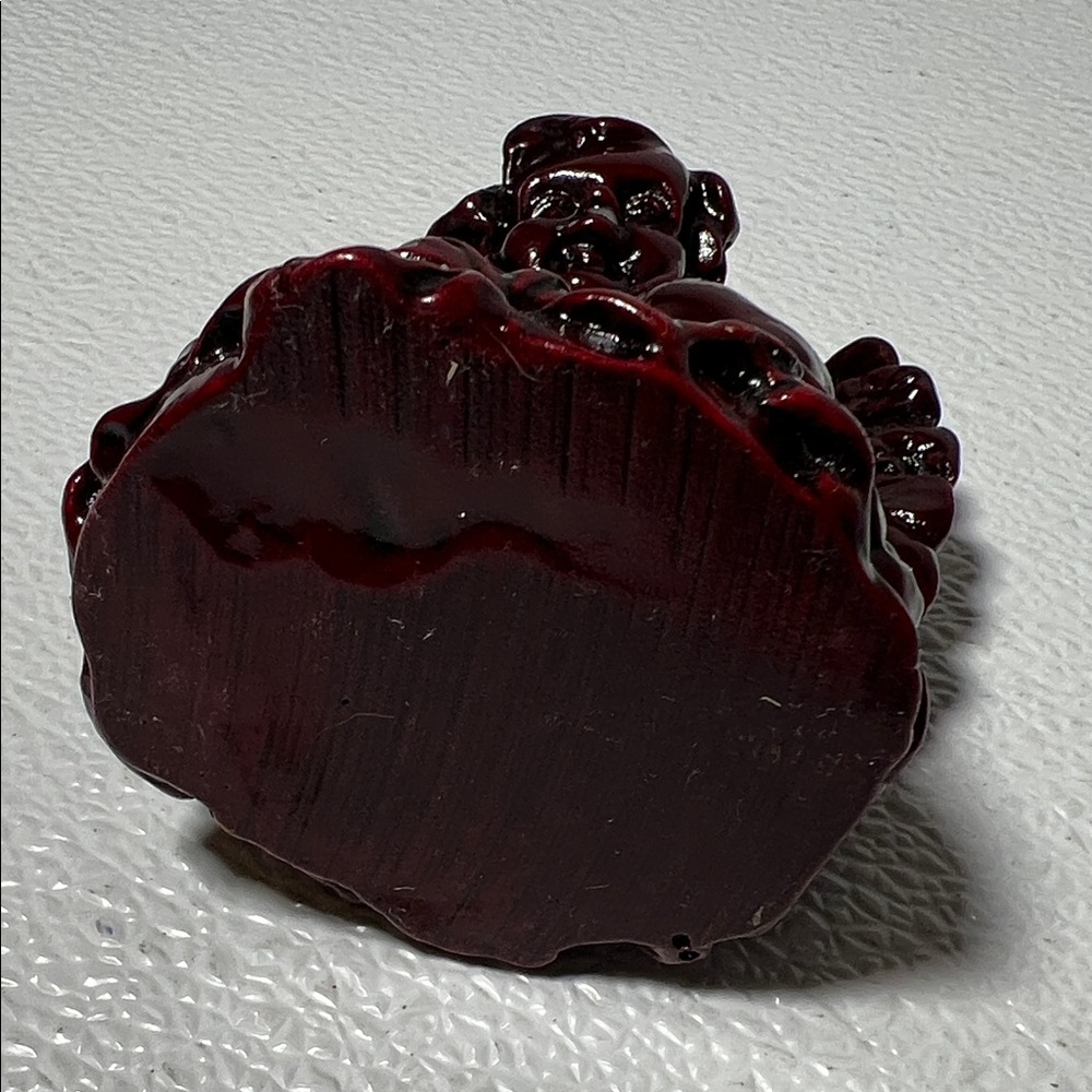 Vintage Winged Angel Cherub Shiny Carved Resin Dark Red Color Figurine Retired - Picture 6 of 6